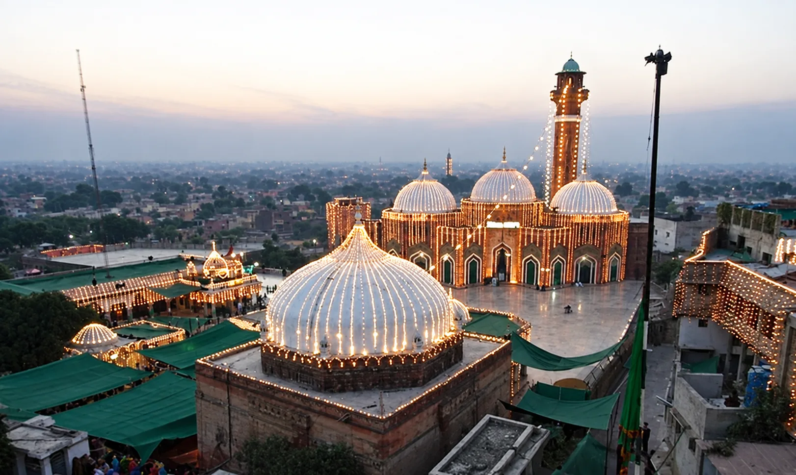 حضرت بابا فرید الدین مسعود گنج شکر قدس سرہ  حیات و خدمات